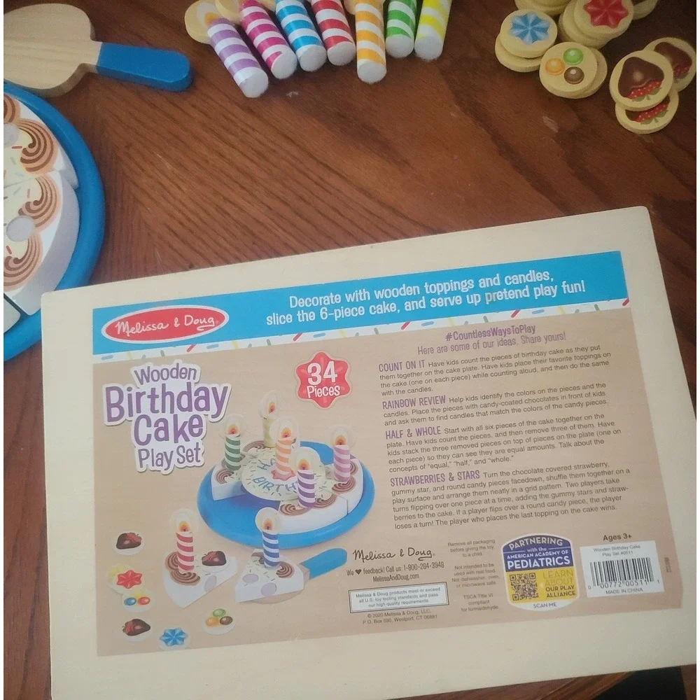 Melissa & Doug Wooden Birthday Party Cake Play Set 32 Pcs Food Toy Candles